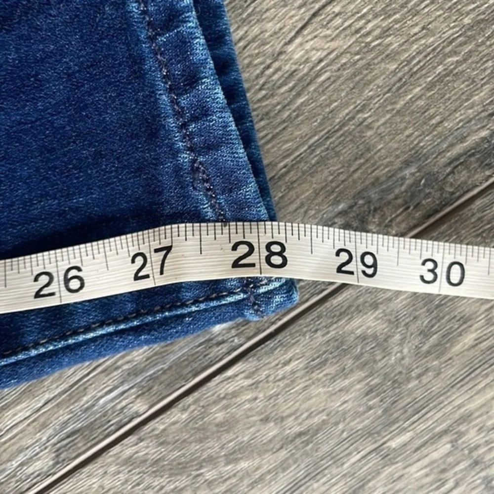 Paige jeans size 28 women's skyline style ankle peg
